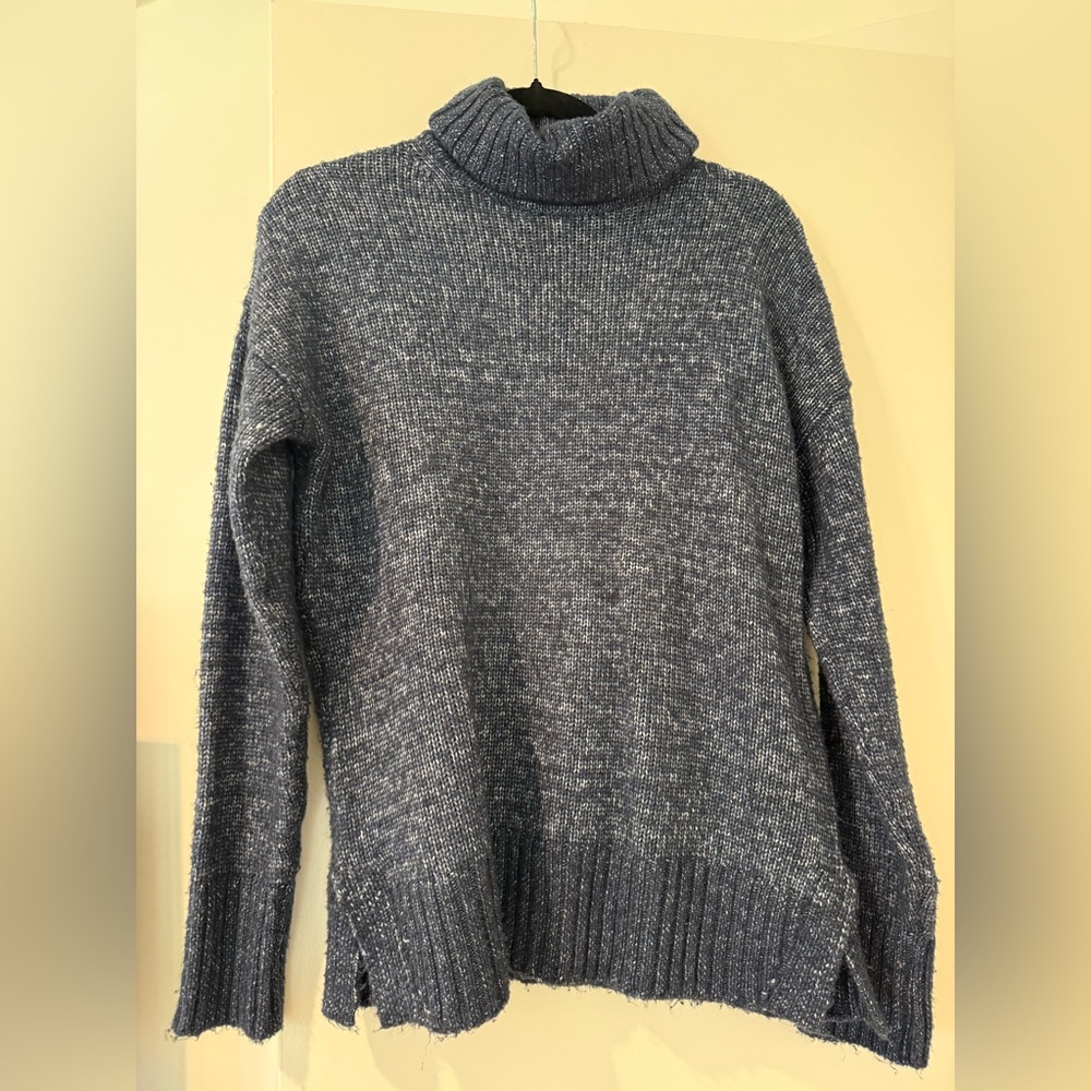 Banana Republic Blue Knit Sweater
